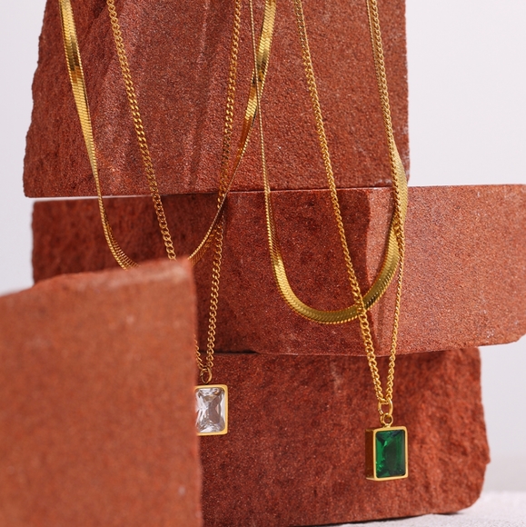 Charm Gold Metal Layered Snake Chain Necklace - Picture 4 of 9